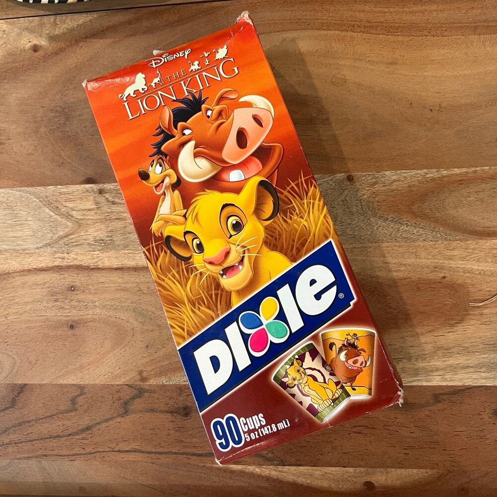 Set Lot of vintage 2004 Disney The Lion King Dixie Cups Waxed RARE